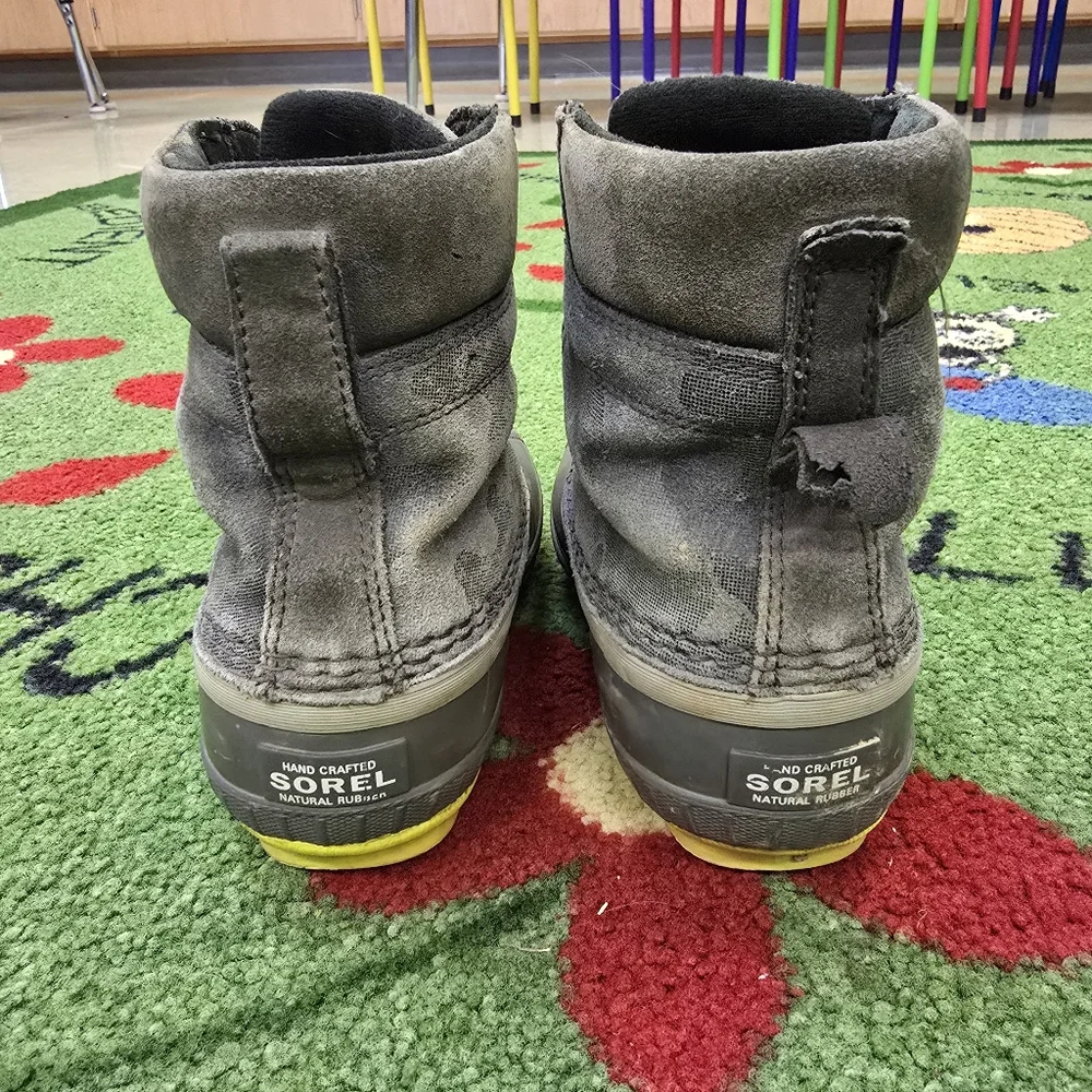 Sorel Winter Boots Youth Size 13